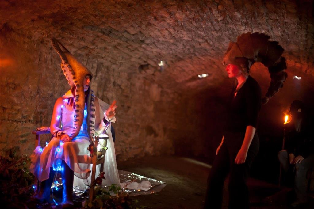 Photograph from Tales of the Tunnels by Alex Green.